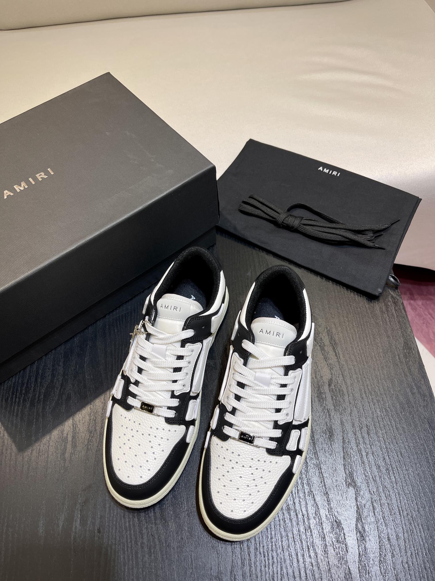 AMIRI SNEAKERS