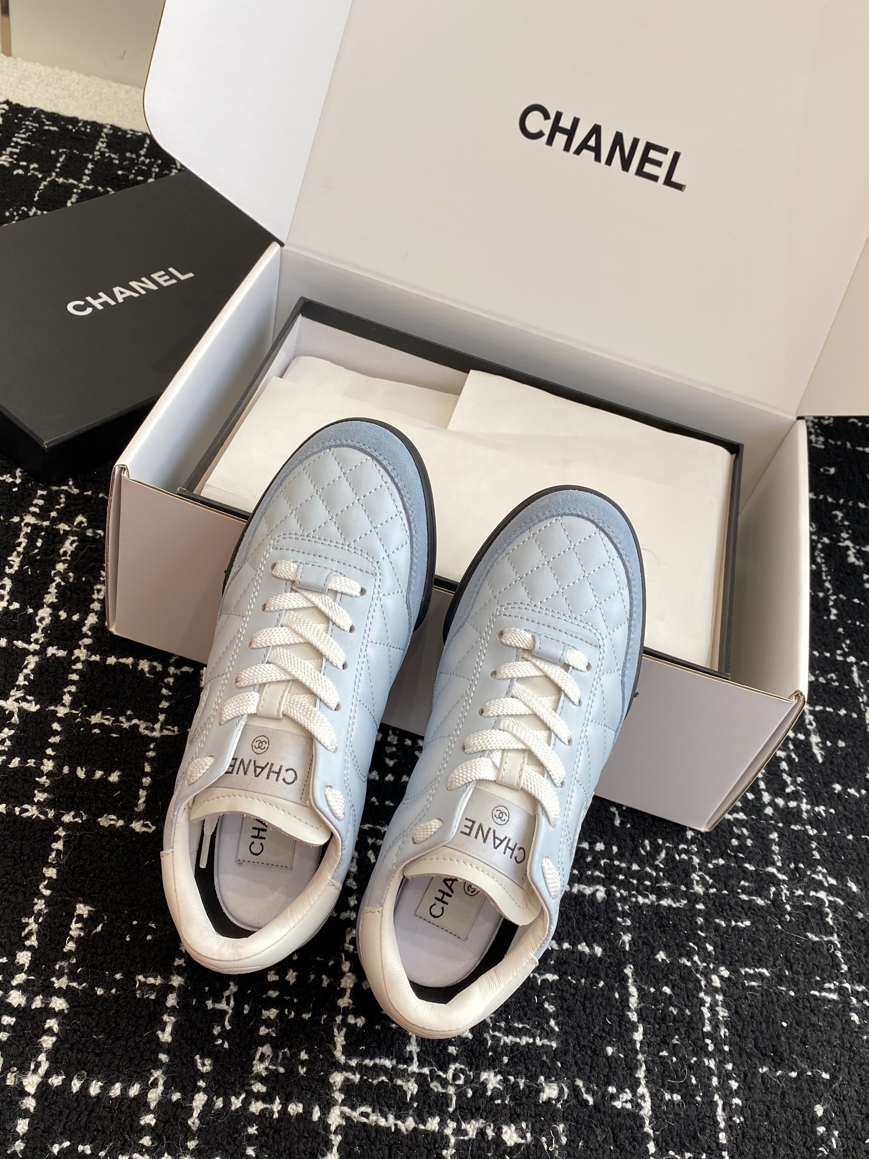 Chanel Trainer