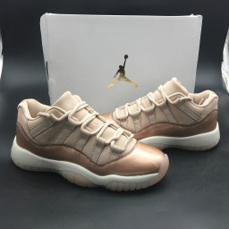 Air Jordan 11 Low GS “Rose Gold”
