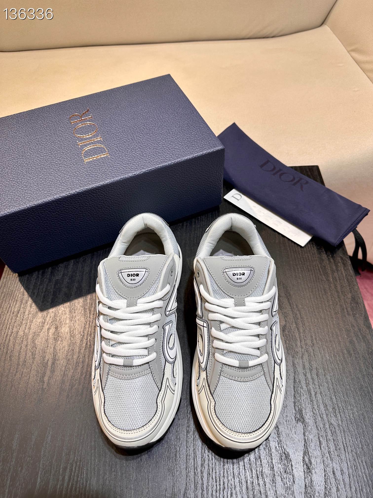 DIOR B30 SNEAKER