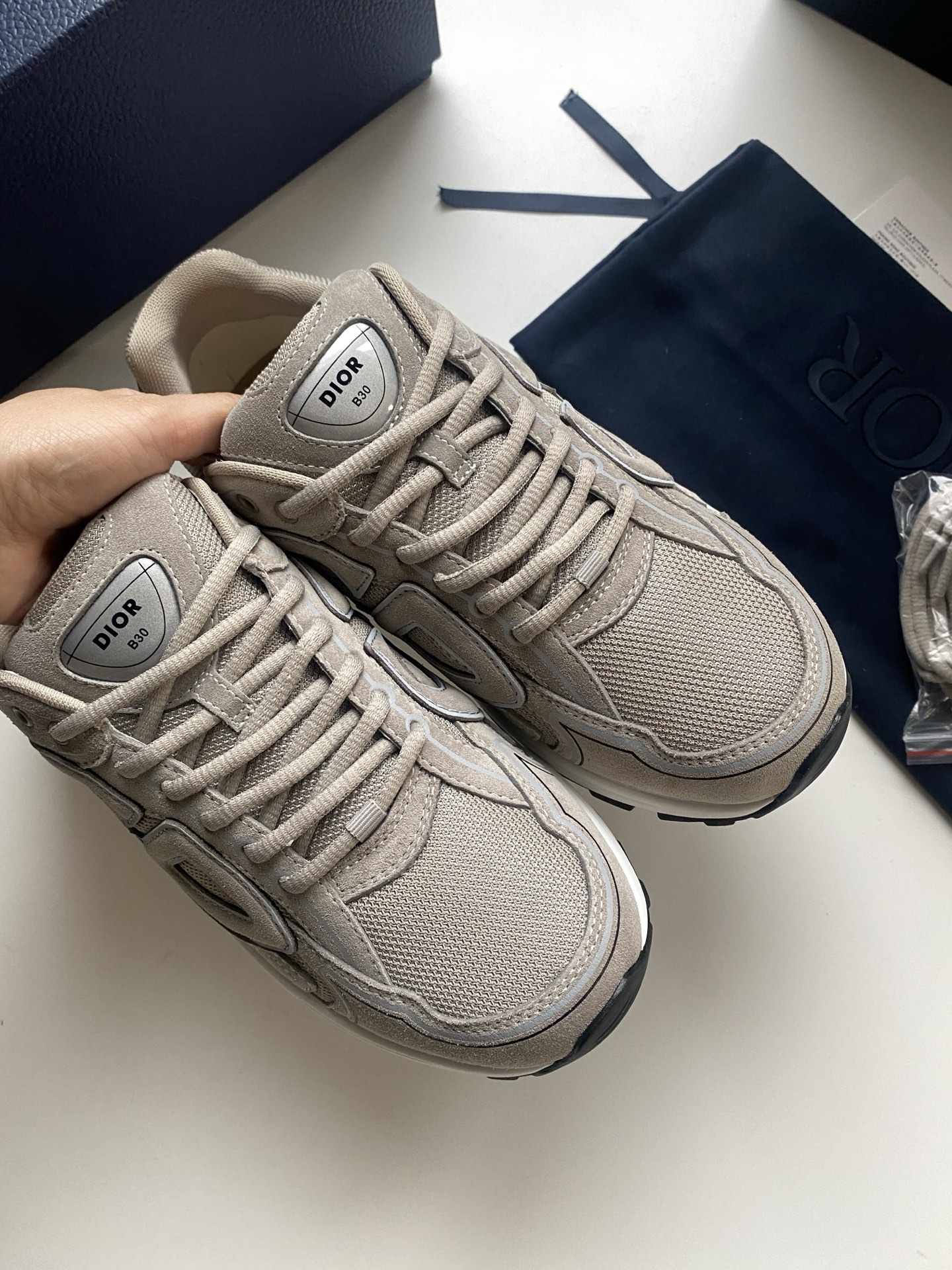 DIOR B30 SNEAKER