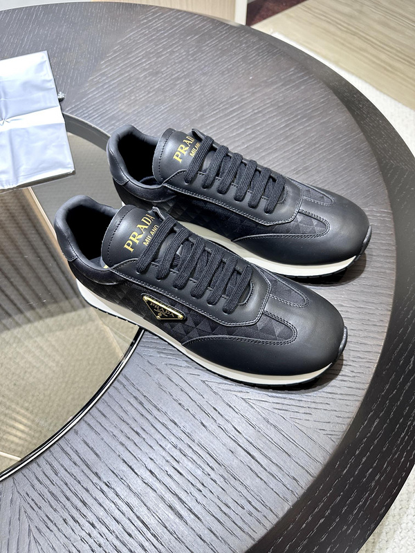 Prada Sneaker