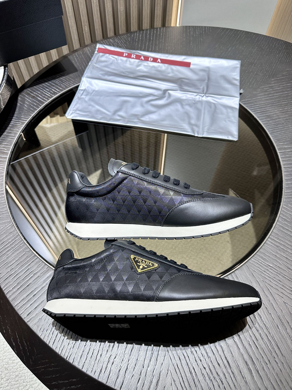 Prada Sneaker