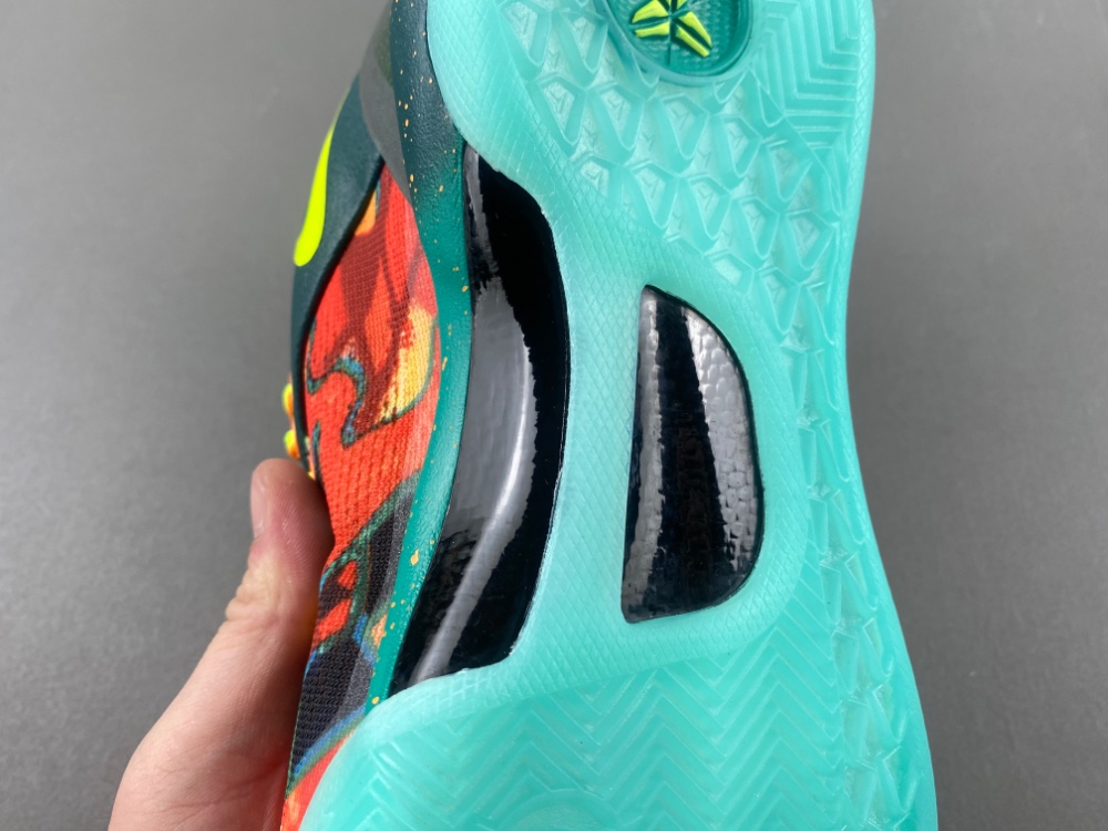 Nike Kobe 8 Protro “What The Kobe”HM9621-900