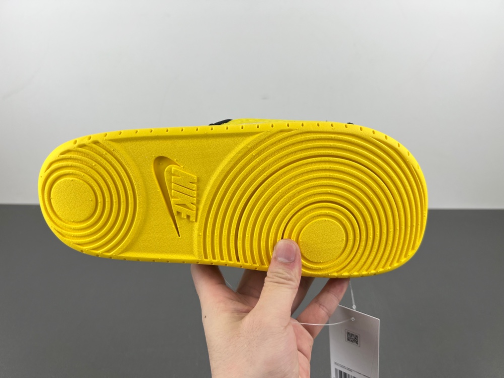 Nike Kobe Offcourt Slide IF2870-700