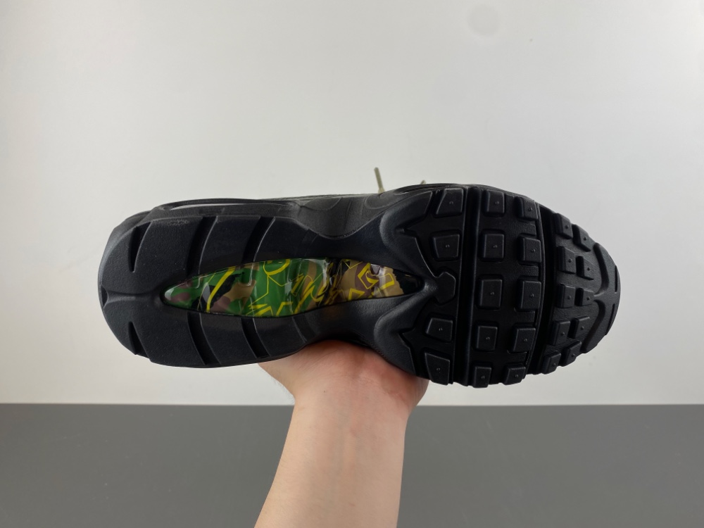 Corteiz x Air Max 95 FB2709-300