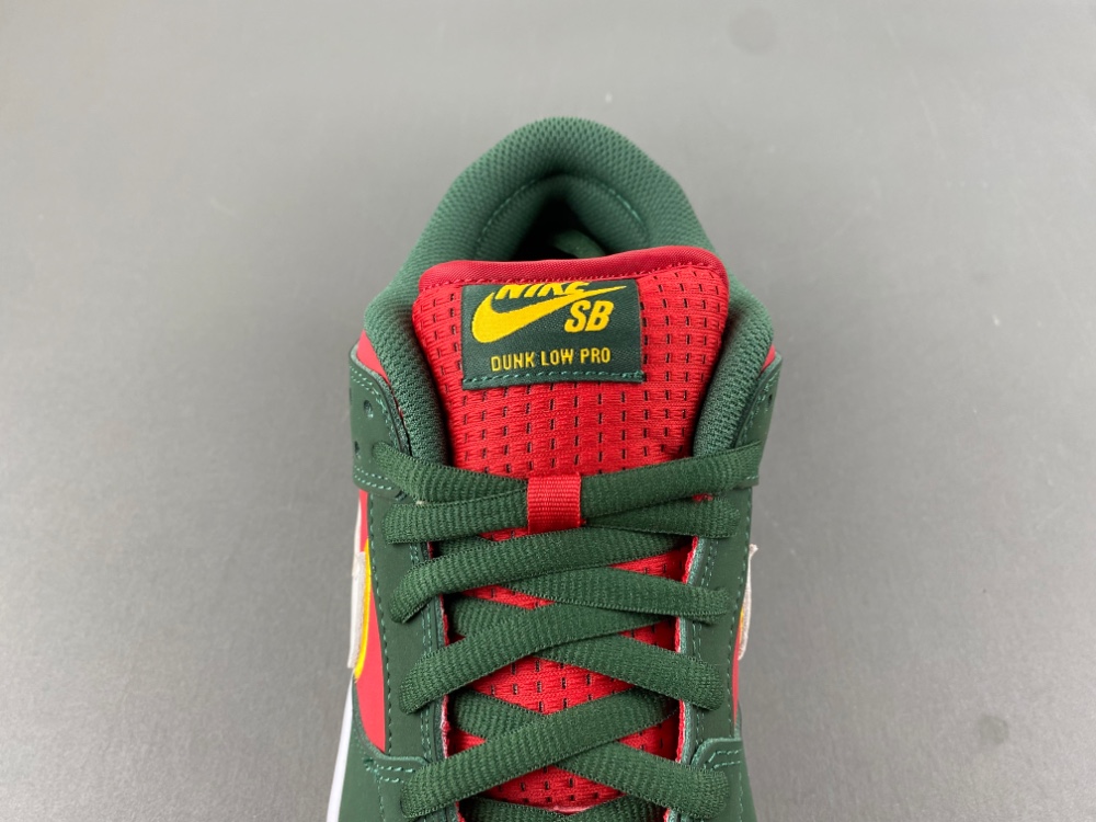 Nike SB Dunk Low PRM “Seattle Supersonics”FZ1287-300