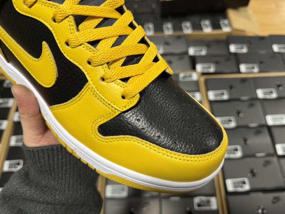 Nike Dunk High “Wu-Tang Clan”HJ4320-001