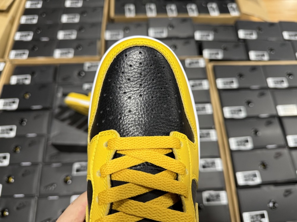 Nike Dunk High “Wu-Tang Clan”HJ4320-001