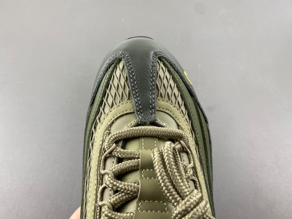 Corteiz x Air Max 95 FB2709-300