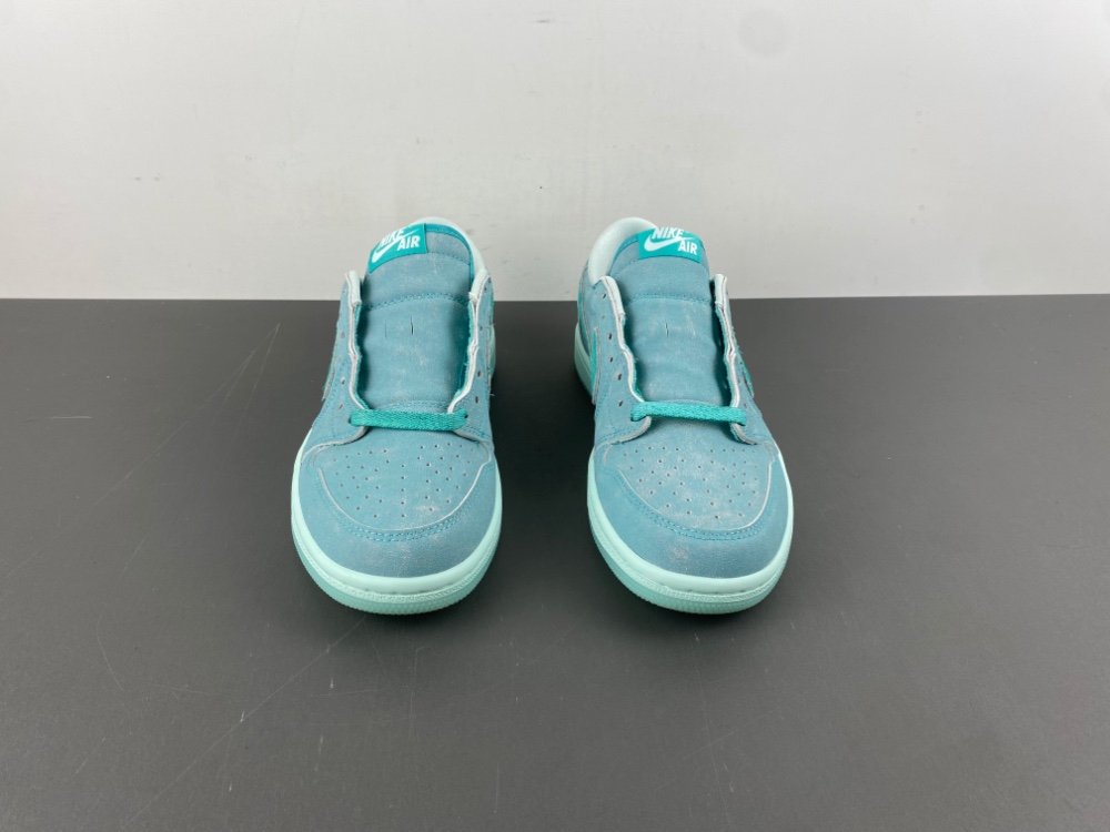 Air Jordan 1 Low OG “Washed Teal" WMNS HQ8111-300