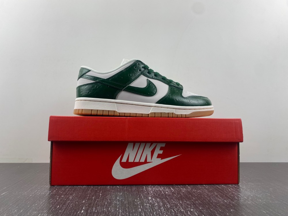 Nike Dunk Low LX “Gorge Green” DV0834-102