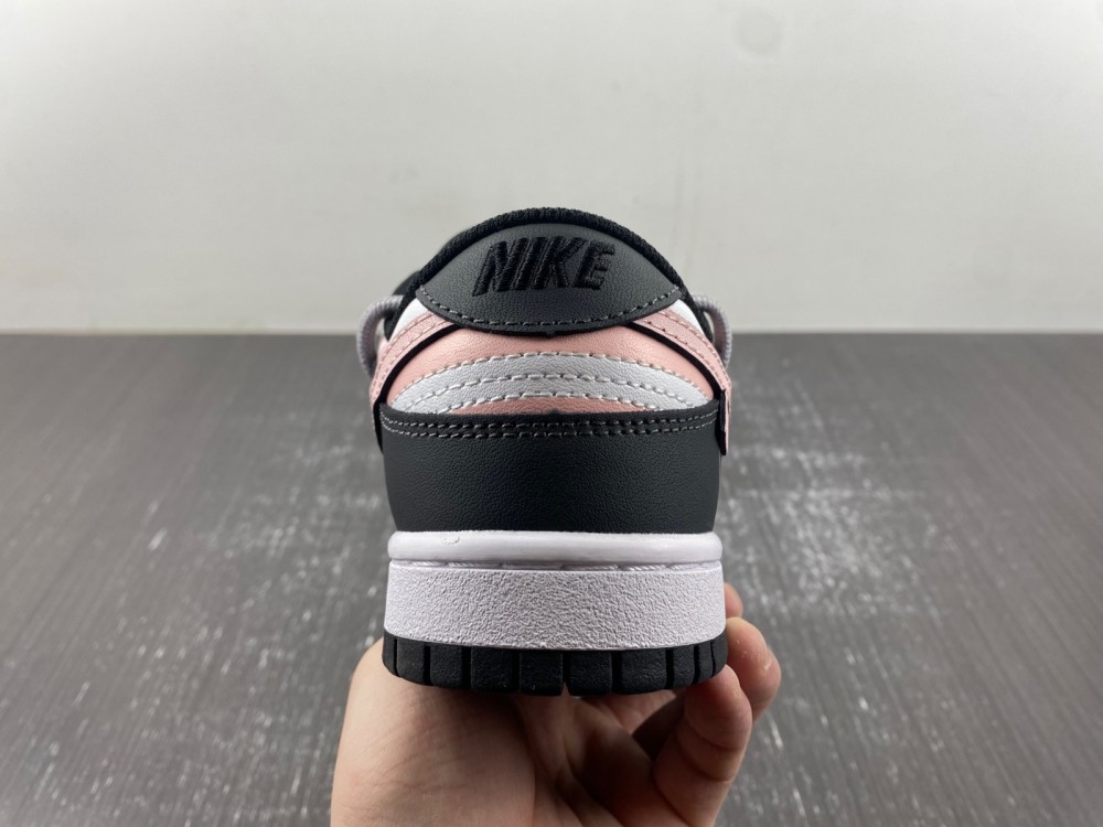 Nike Dunk Low DV0831-103