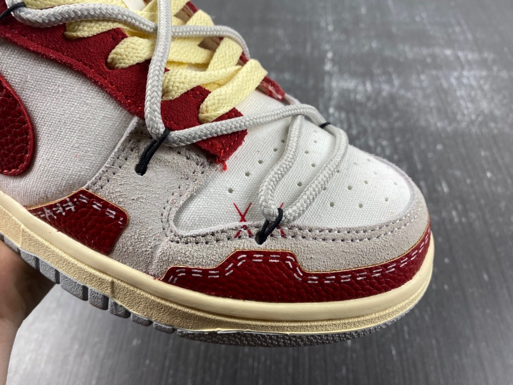 Nike SB Dunk Low FJ5429-133