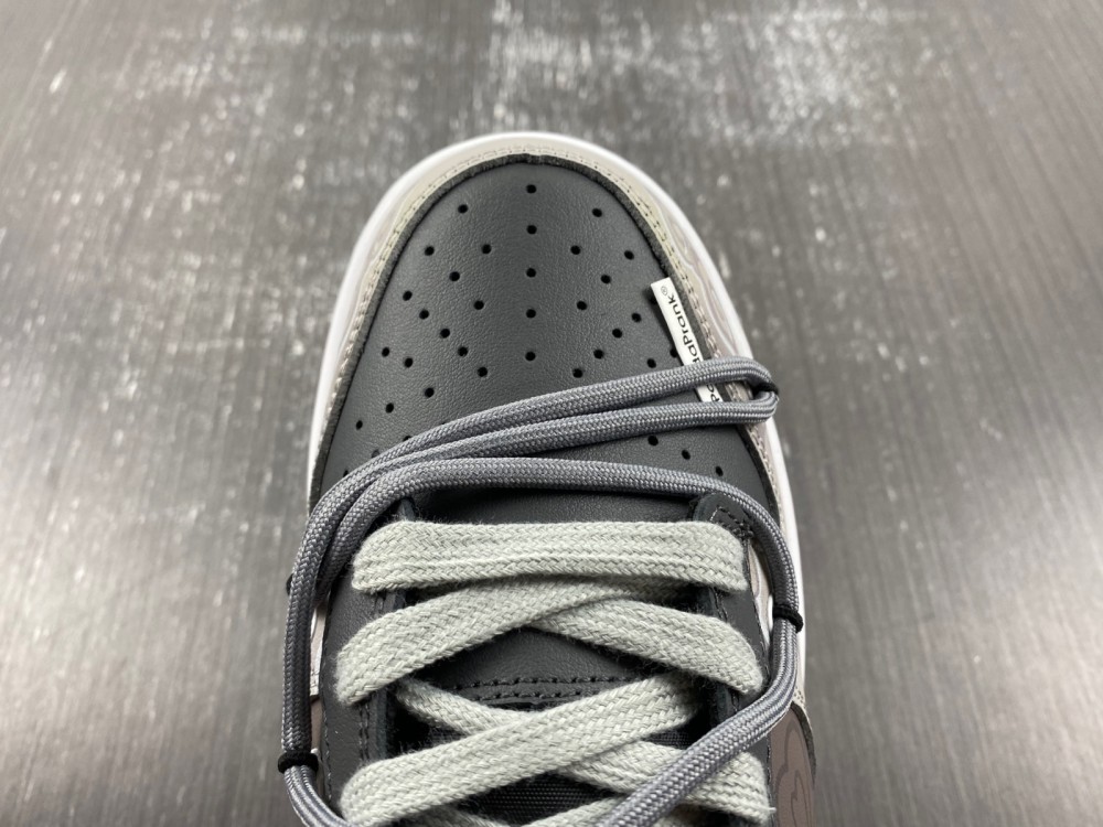 Nike Dunk Low MOON DV0831-104