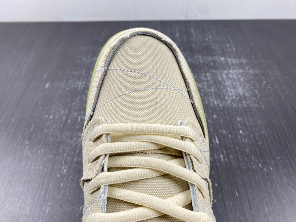 Nike SB Dunk Low “Mummy”DM0774-111