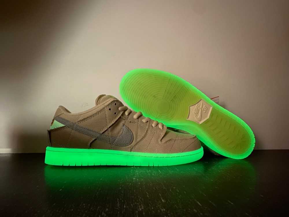 Nike SB Dunk Low “Mummy”DM0774-111