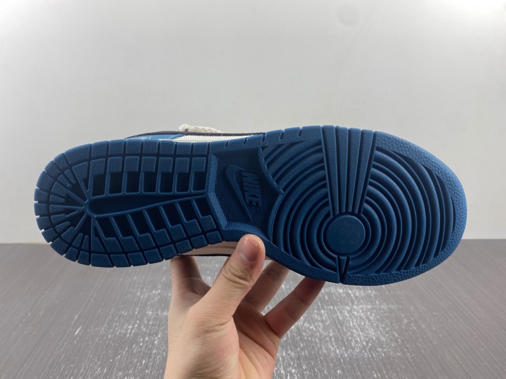 Nike Dunk Low DV0834-101