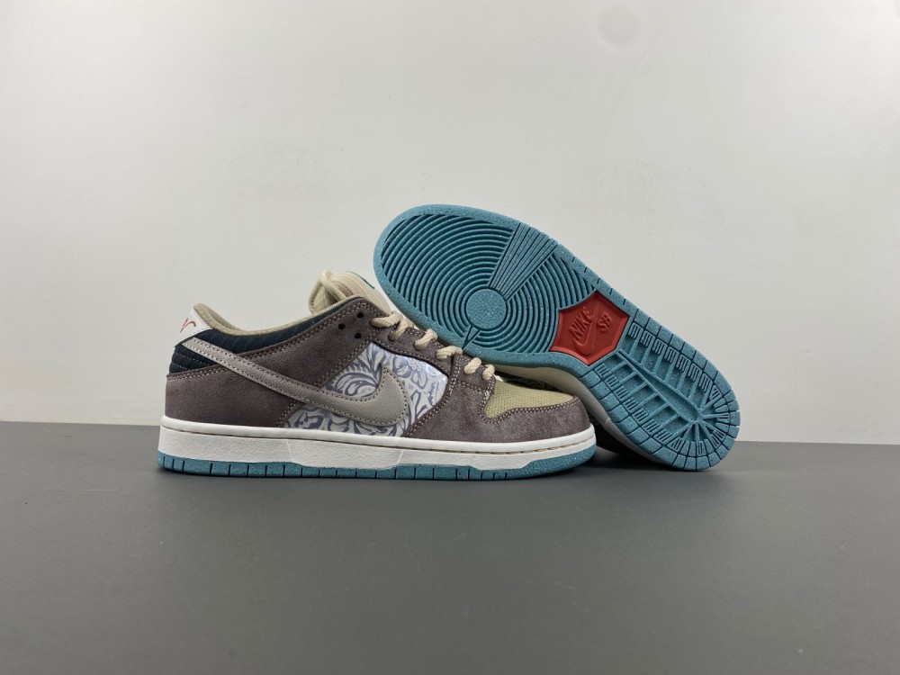 Nike SB Dunk Low “Big Money Savings FZ3129-200