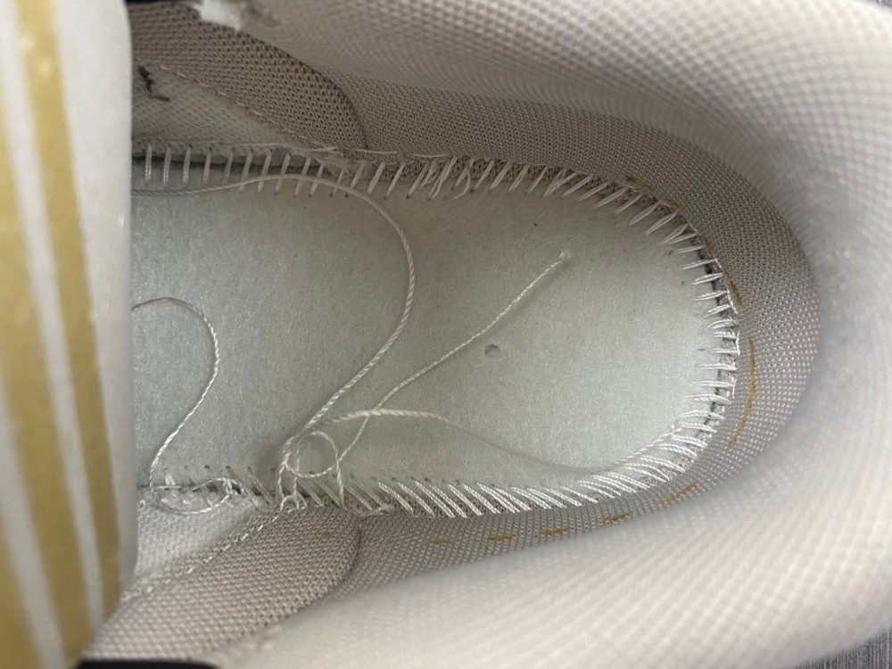 Nike SB Dunk Low FD0661-100