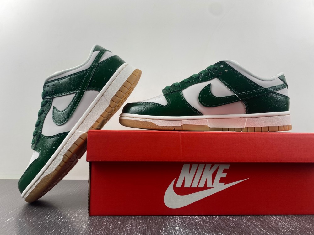 Nike Dunk Low LX “Gorge Green” DV0834-102
