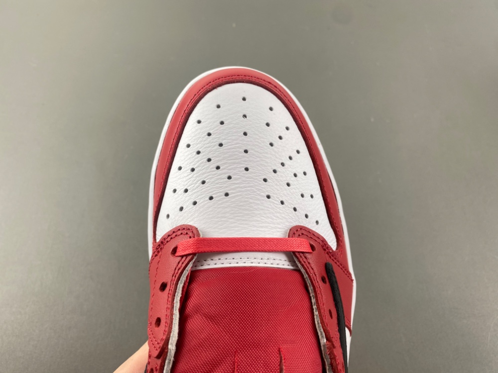 Travis Scott x Air Jordan 1 Low DM7866-101