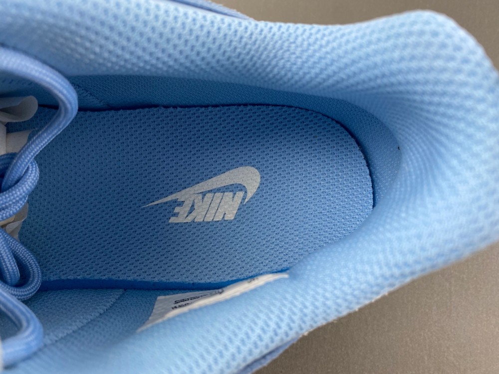 Nike Travis Scott HQ3072-400