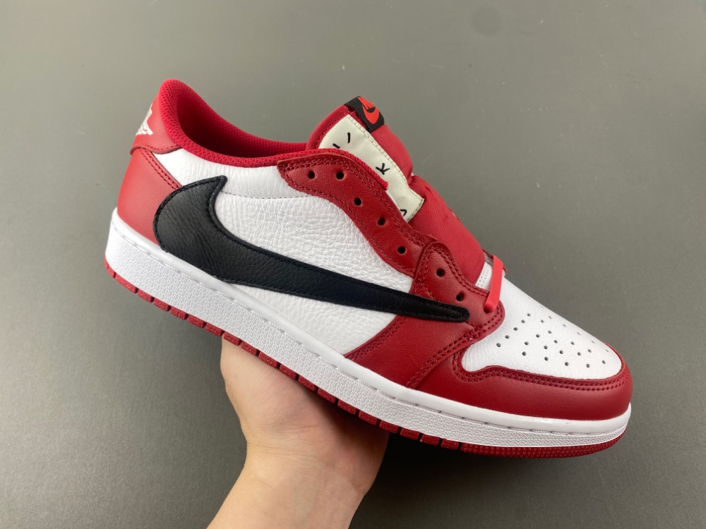 Travis Scott x Air Jordan 1 Low DM7866-101