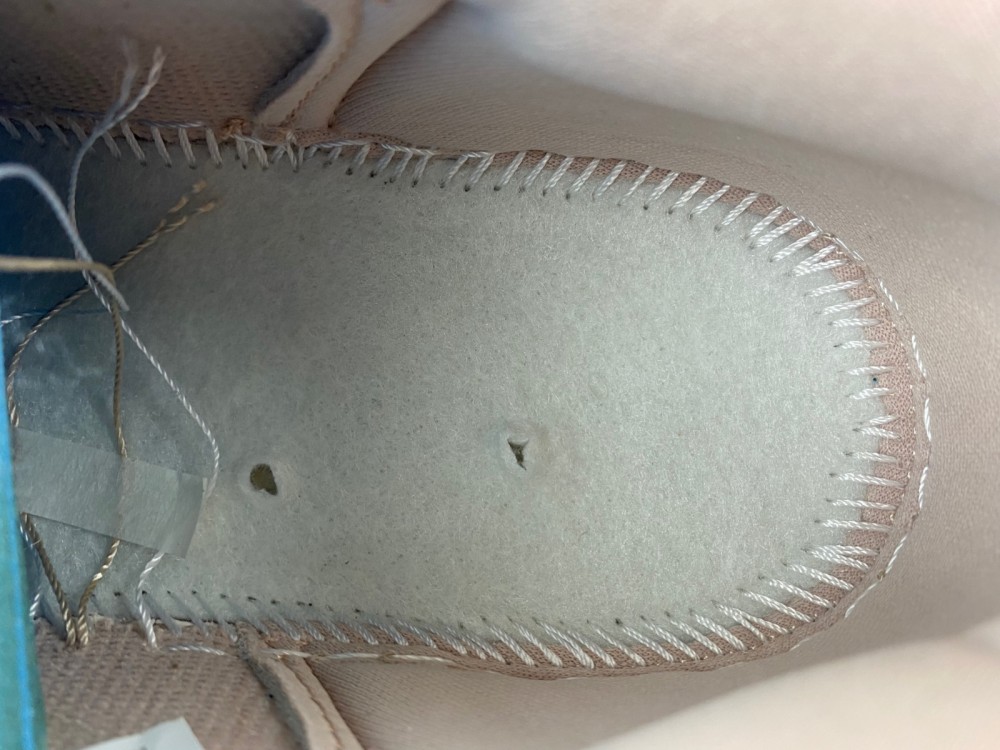 Travis Scott x Air Jordan 1 AO1935-204