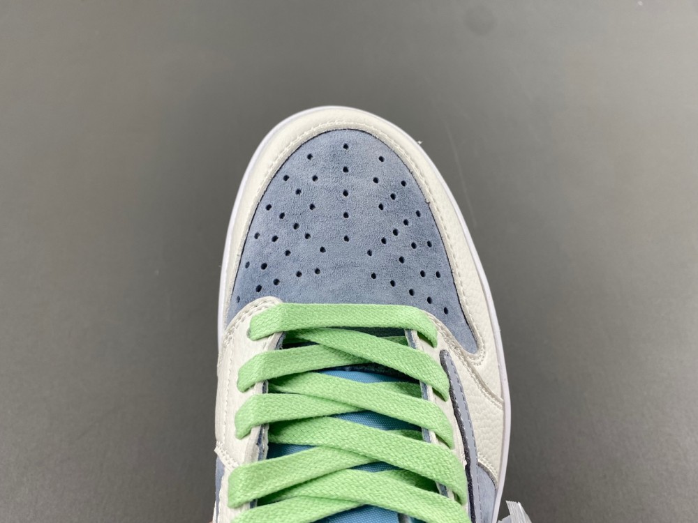 Travis Scott x Air Jordan 1 DM7866-888