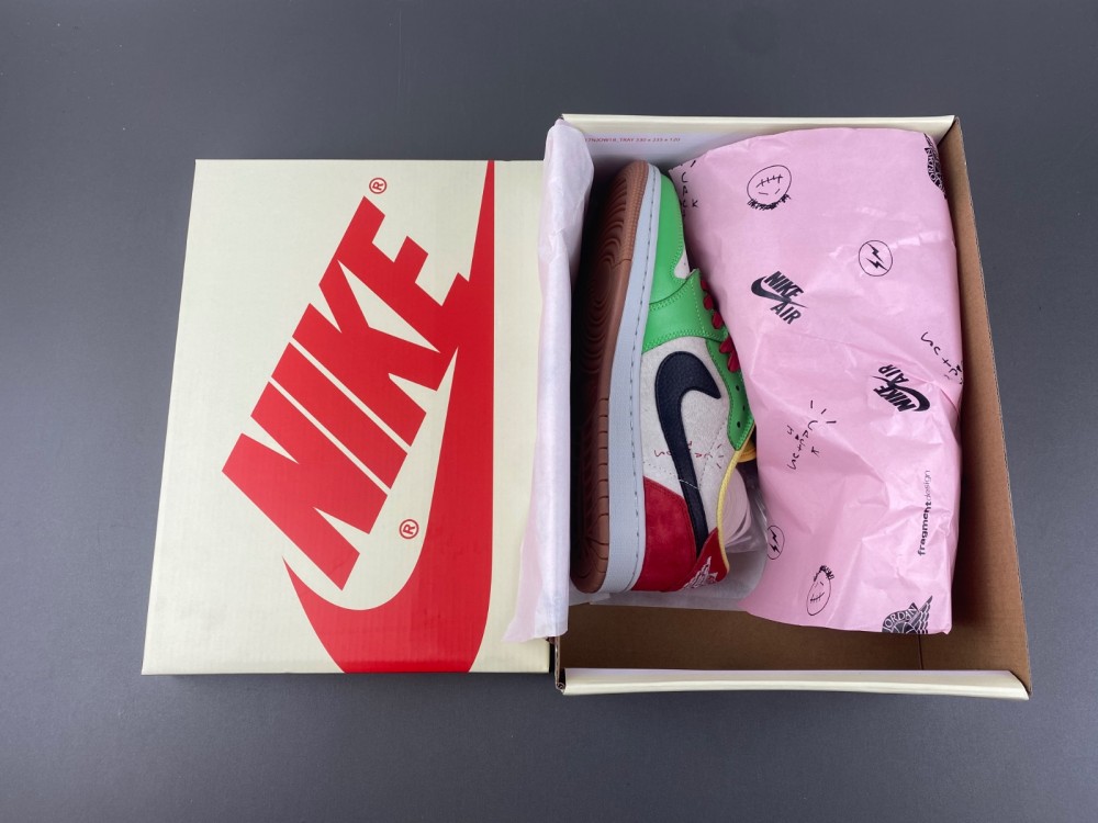 Travis Scott x Air Jordan CQ4277-112