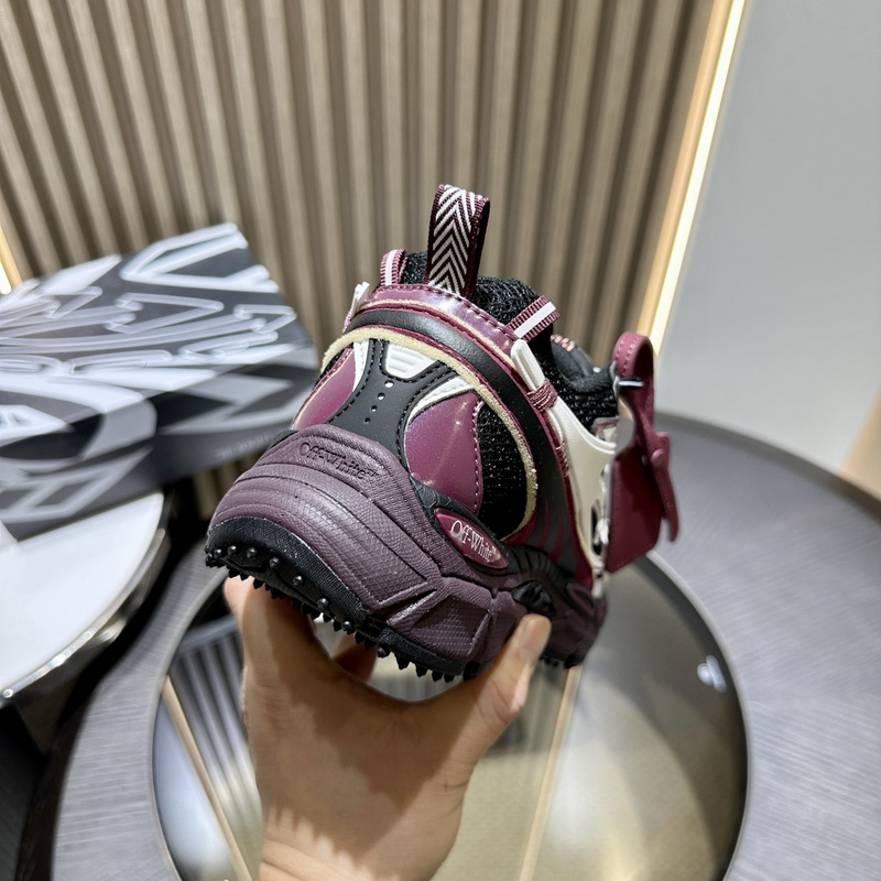 OFF-WHITE BE RIGHT BACK