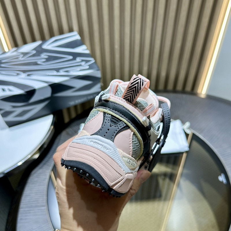 OFF-WHITE BE RIGHT BACK