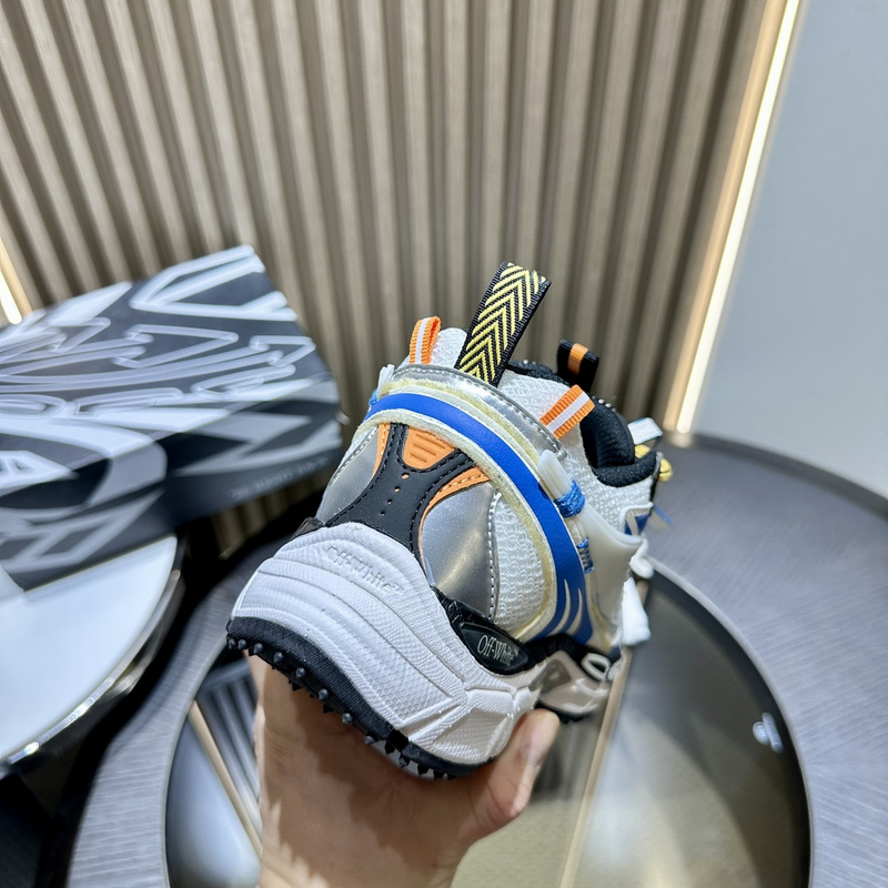 OFF-WHITE BE RIGHT BACK