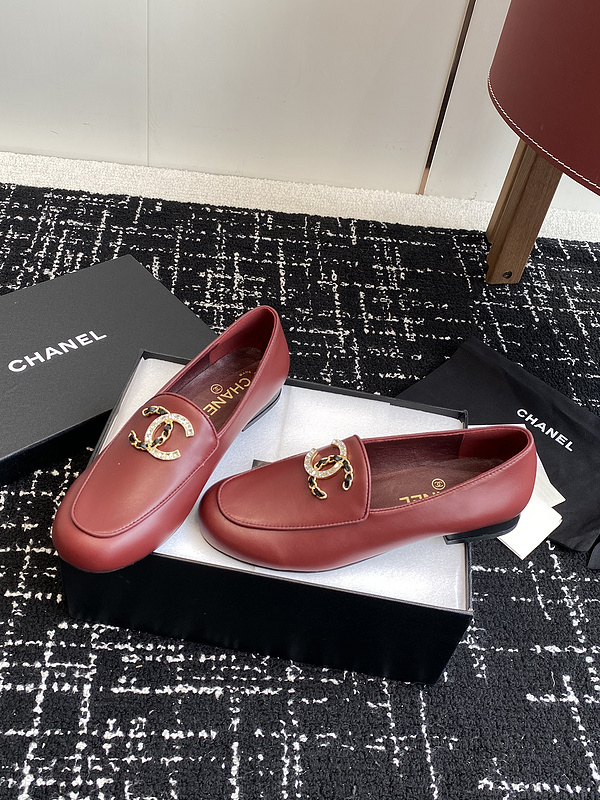 Chanel Leather CC Logo Loafers