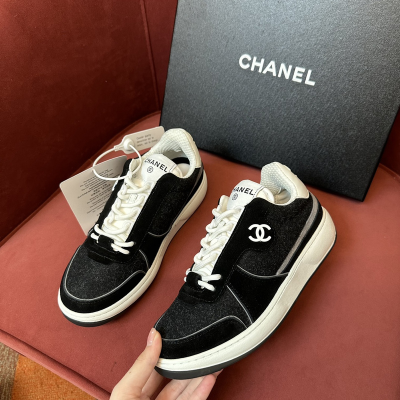 Chanel Sneaker