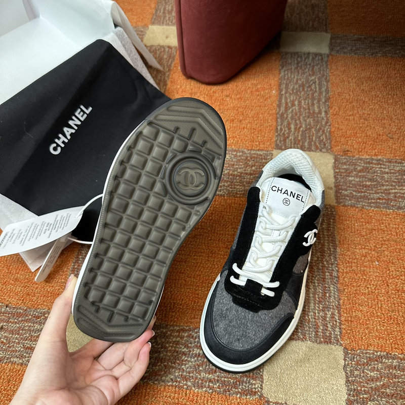 Chanel Sneaker