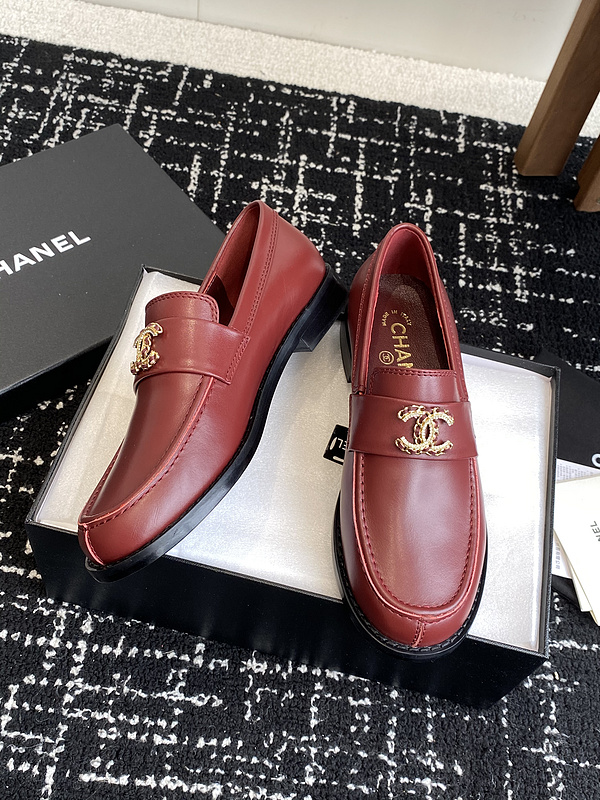 Chanel Leather CC Logo Loafers