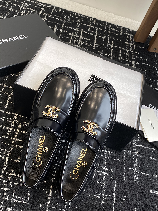 Chanel  Leather CC Logo Loafers