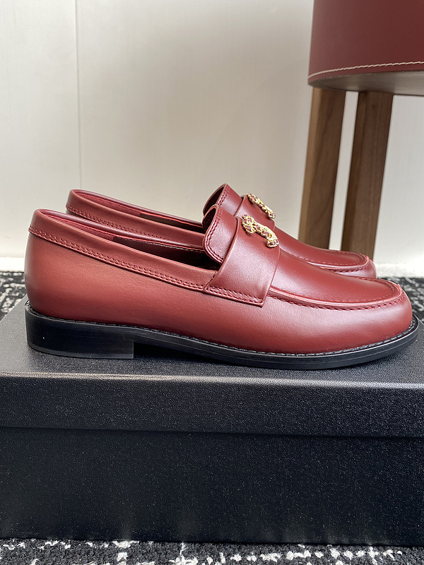 Chanel Leather CC Logo Loafers