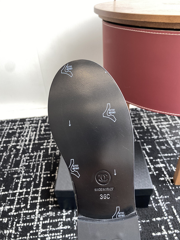 Chanel  Leather CC Logo Loafers