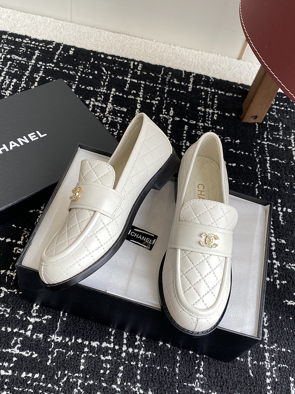 Chanel  Leather CC Logo Loafers