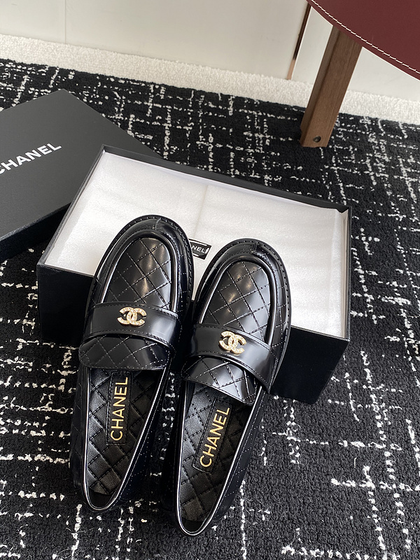 Chanel  Leather CC Logo Loafers