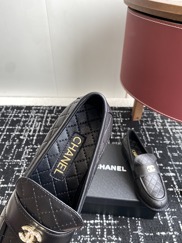 Chanel  Leather CC Logo Loafers
