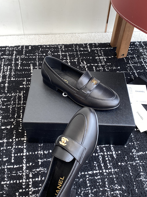 Chanel  Leather CC Logo Loafers