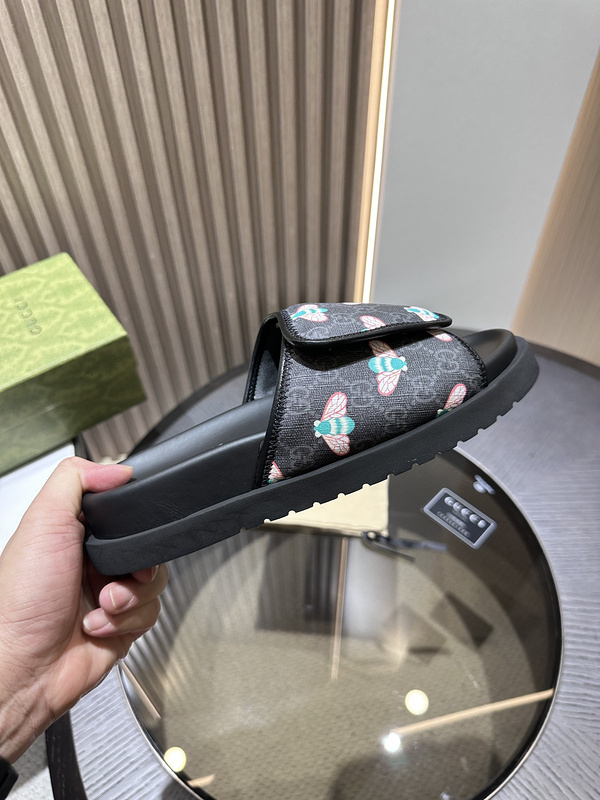GUCCI  SLIDE