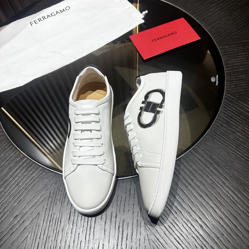 Ferragamo Gancini Sneakers