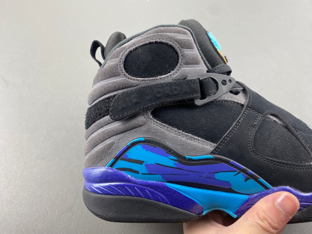 Air Jordan 8 “Aqua”