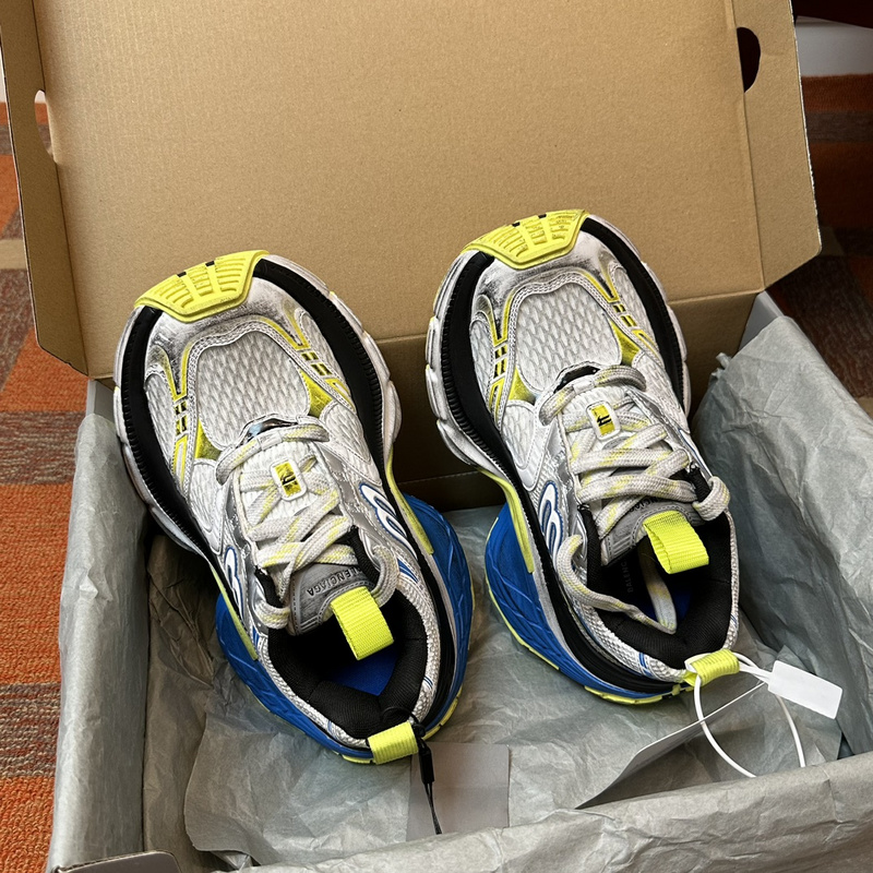 Balenciaga 10XL Sneaker