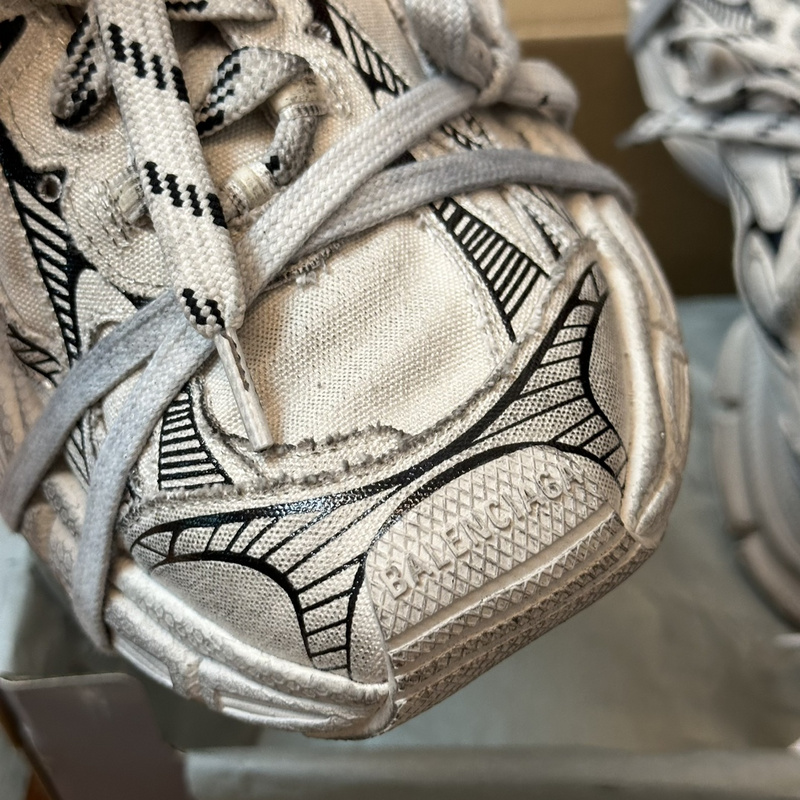 Balenciaga 3XL Sneaker